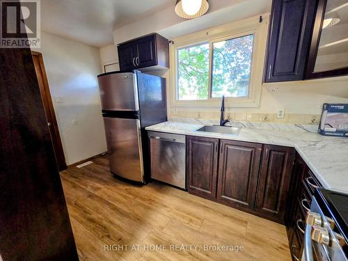 68 RIVERDALE DRIVE , Hamilton, Ontario L8E 1K3 4