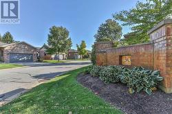32 - 30 DOON DRIVE  London North (North G), ON N5X 3X2