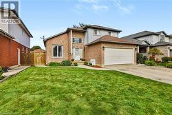 19 HYSLOP Drive  Caledonia, ON N3W 2L2