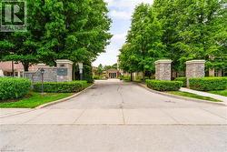 100 BURLOAK Drive Unit# 1303  Burlington, ON L6L 6P6