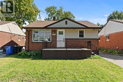 3859 BIRCH  Windsor, ON N9C 1Z4