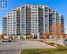 204 - 240 VILLAGEWALK BOULEVARD  London North (North R), ON N6G 0P6