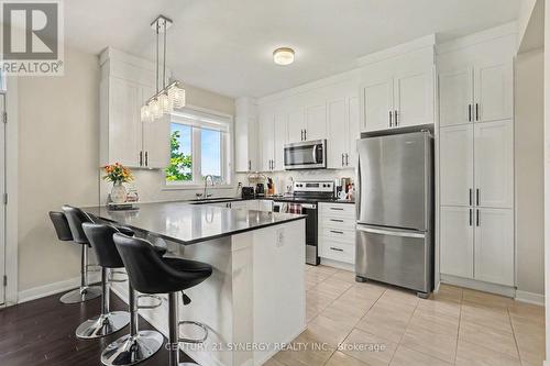 320 CANADENSIS LANE , Ottawa, Ontario K2J 6X8 5