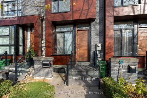 249 CLAREMONT STREET , Toronto, Ontario M6J 2N1 4