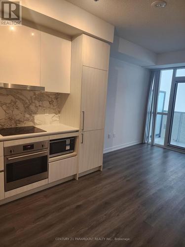 4301 - 225 COMMERCE STREET , Vaughan, Ontario L4K 0R1 5