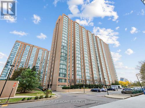1108 - 145 HILLCREST AVENUE  Mississauga, ON L5B 3Z1