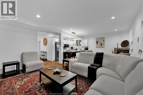 280 INTERNATIONAL AVENUE Unit# LOWER , LaSalle, Ontario N9J 3J7 5