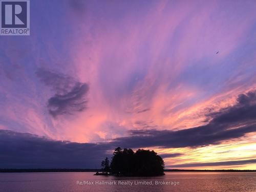 3 ISLAND 20LM ISLAND  Gravenhurst (Muskoka (S)), ON P1P 1R2