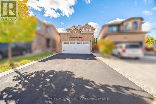 8 WATERBURY STREET  Caledon, ON L7E 1X2