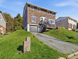 38 Regal Road  Dartmouth, NS B2W 4H6
