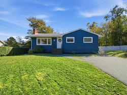 8 Edward Laurie Drive  Halifax, NS B3M 2C5