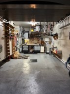 Garage - 