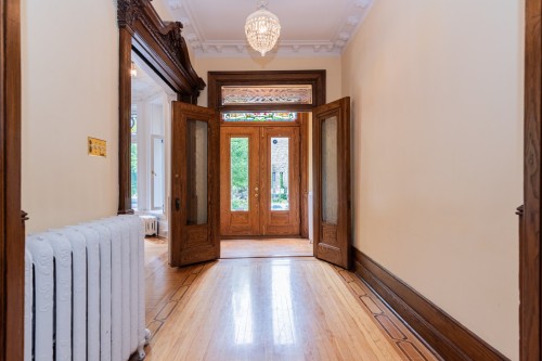 73 Av. Clandeboye , Westmount, QC H3Z 1Y9 5