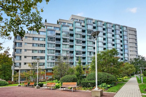 710-4900 Boul. de l'Assomption  Montréal (Rosemont/La Petite-Patrie), QC H1T 0A2