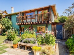 1814 Belmont Ave Victoria, BC V8R 3Z2
