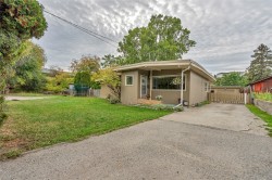 692 Vancouver Avenue  Penticton, BC V2A 1A6
