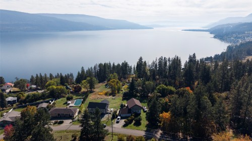 359 Kildare Way  Vernon, BC V1H 2C7
