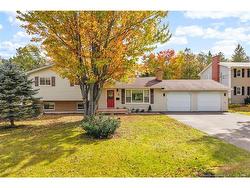 5 Deer LANE  New Maryland, NB E3C 1H8
