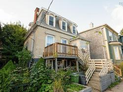 2542 Gottingen Street  Halifax, NS B3K 3C4