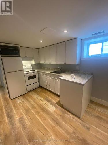 LOWER - 148 PENETANG STREET , Barrie, Ontario L4M 1V8 5