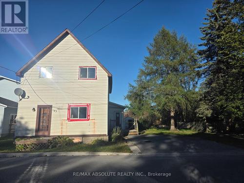 143 PARK AVENUE  Carleton Place, ON K7C 2H2