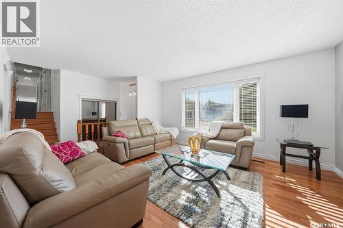 62 Chomyn Crescent, Saskatoon, SK 
