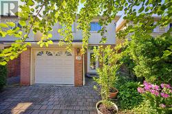 15 CRAIGLEE DRIVE Toronto, ON M1N 2L7
