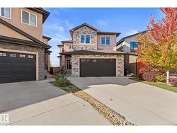 229 ALBANY DR NW  Edmonton, AB T6V 0L4