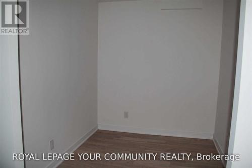 602 - 9201 YONGE STREET , Richmond Hill, Ontario L4C 6Z2 5