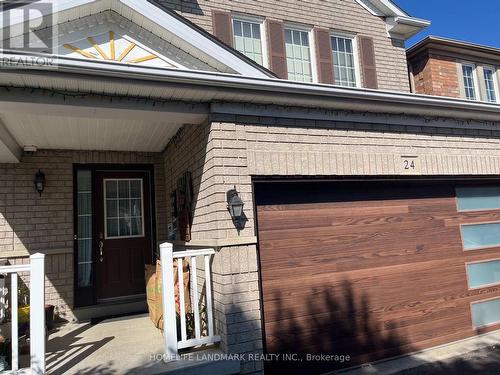 24 GWILLIAM LANE , Aurora, Ontario L4G 7V3 2