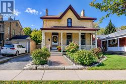 72 ALBION Street Brantford, ON N3T 3M4