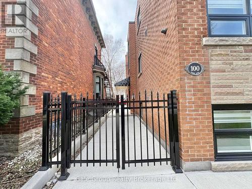 UNIT 2 - 100 WEST AVENUE S , Hamilton (Stinson), Ontario L8N 2S3 2