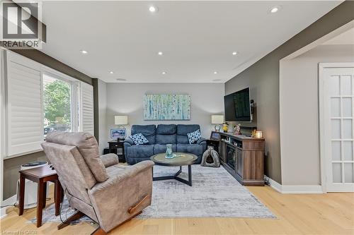100 Montrose Avenue, Hamilton, ON 