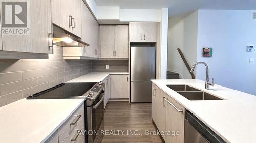 99 - 10 ALMOND BLOSSOM MEWS , Vaughan, Ontario L4K 0N6 4