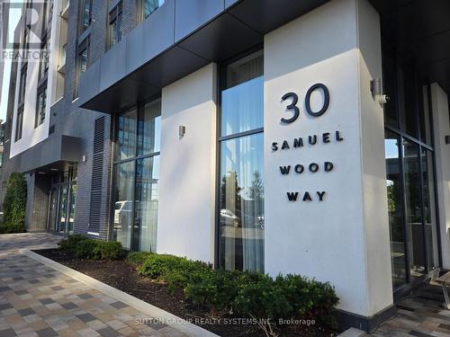 210 - 30 SAMUEL WOOD WAY , Toronto, Ontario M9B 0C9 2