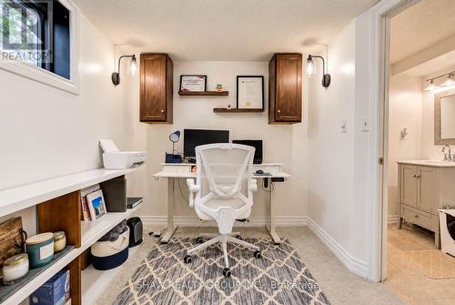 8 Peel Street, Hamilton, ON 