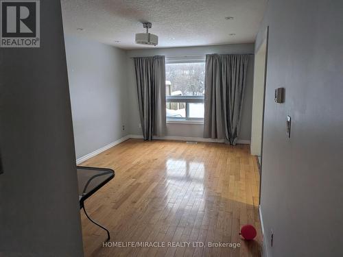 352 BANKSIDE DRIVE , Kitchener, Ontario N2N 3K1 2