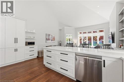 4155 Stonebridge Crescent, Burlington, ON 
