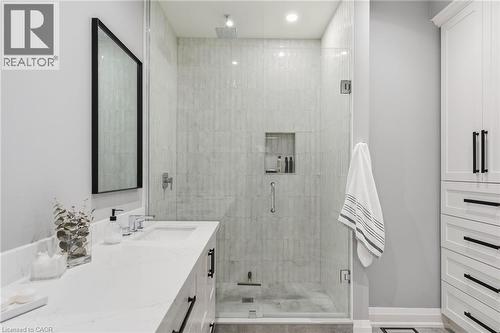 4155 Stonebridge Crescent, Burlington, ON 