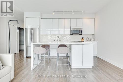 915 - 90 STADIUM ROAD , Toronto, Ontario M5V 3W5 3