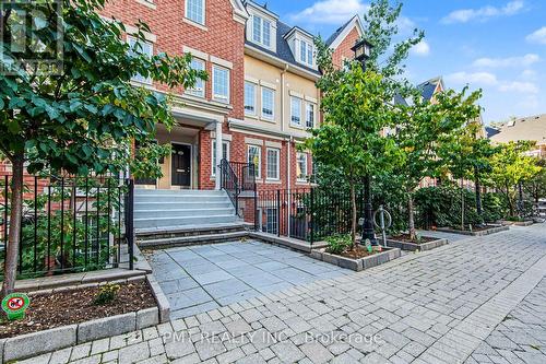 23 - 11 NIAGARA STREET , Toronto, Ontario M5V 3N9