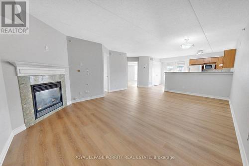 302 - 2085 APPLEBY LINE , Burlington, Ontario L7L 7H4 5