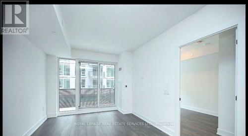 226 - 2450 OLD BRONTE ROAD , Oakville, Ontario L6M 5P8 5