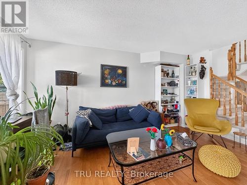 Living Room - 75 Silverlace Private, Ottawa, ON 