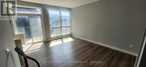 303 - 335 COLLEGE STREET , Toronto, Ontario M5T 1S2 2