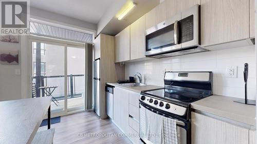 303 - 335 COLLEGE STREET , Toronto, Ontario M5T 1S2 3