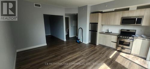 303 - 335 COLLEGE STREET , Toronto, Ontario M5T 1S2 4