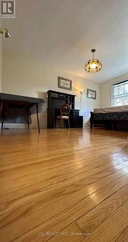 LARGE BEDROOM B 2ND FLOOR - 3 BUTTERFIELD DR DRIVE , Toronto, Ontario M3A 2L9 4