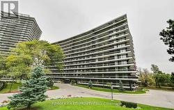702 - 115 ANTIBES DRIVE Toronto, ON M2R 2Y9