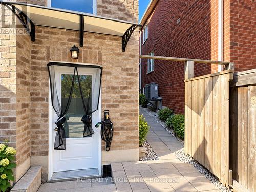 BSMT - 87 ESTRELLA CRESCENT , Richmond Hill, Ontario L4E 0S3 2